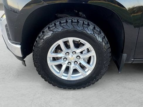 Used 2020 Chevrolet Silverado 1500 LT w/ Texas Edition AWD/4WD image 23