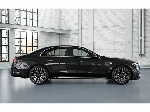 New 2026 Mercedes-Benz E 53 AMG e 4MATIC Sedan image 2