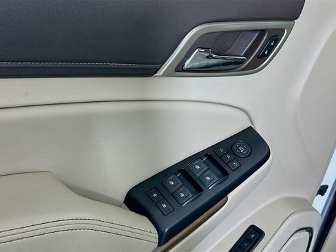 Used 2019 GMC Yukon Denali AWD/4WD image 19