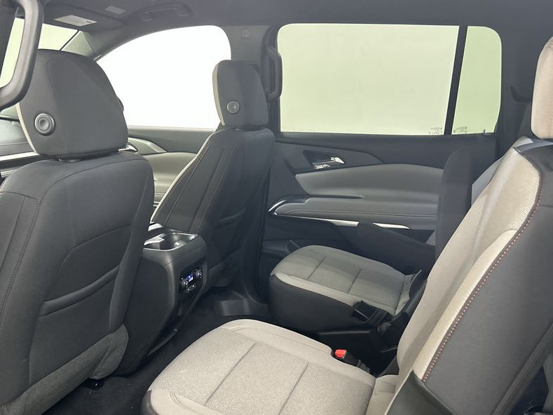 New 2026 Chevrolet Traverse LT w/ Midnight/Sport Edition AWD/4WD image 20