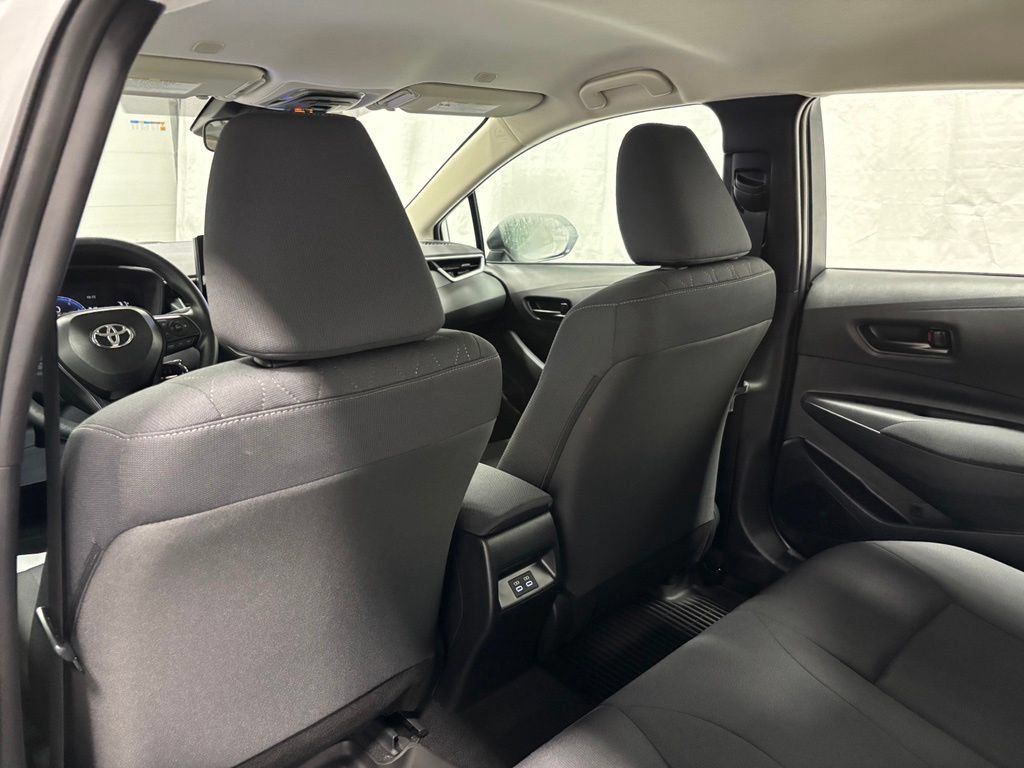 Used 2026 Toyota Corolla LE FWD image 45
