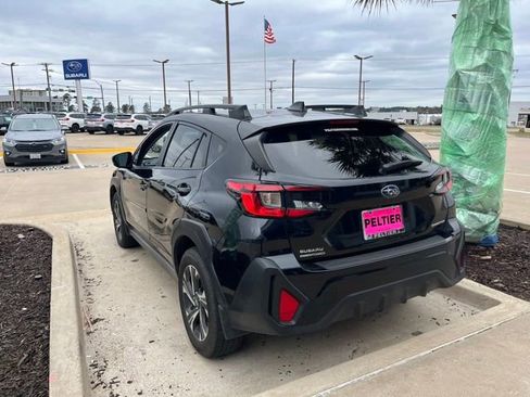 Used 2024 Subaru Crosstrek 2.0i Premium image 12