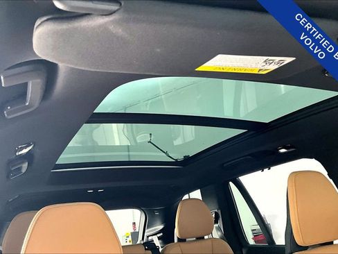 Certified 2024 Volvo XC90 B6 Ultimate w/ Protection Package Premier image 22