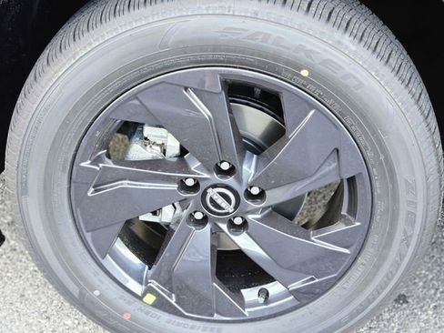 New 2026 Nissan Rogue SV image 10