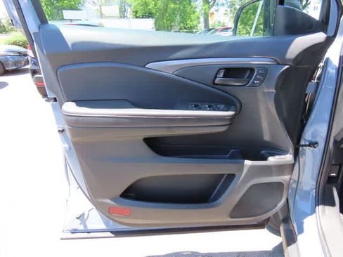 Used 2023 Honda Passport TrailSport image 15