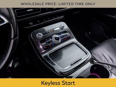 Used 2021 Lincoln Nautilus Reserve w/ Monochromatic Package image 11