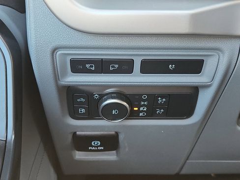 Used 2023 Ford F150 XL w/ Trailer Tow Package image 28