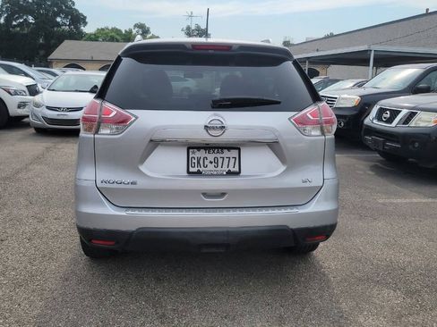 Used 2015 Nissan Rogue SV FWD image 19