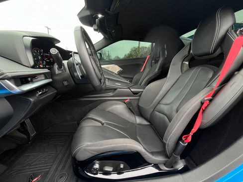 Used 2023 Chevrolet Corvette Stingray Premium Conv w/ Z51 Performance Package image 9