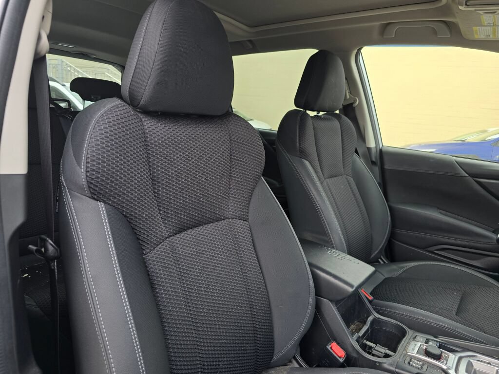 Certified 2023 Subaru Forester Premium AWD/4WD image 9