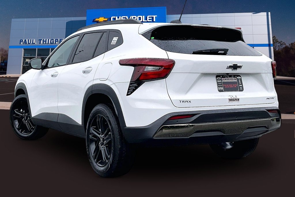 New 2026 Chevrolet Trax ACTIV w/ Sunroof Package FWD image 4