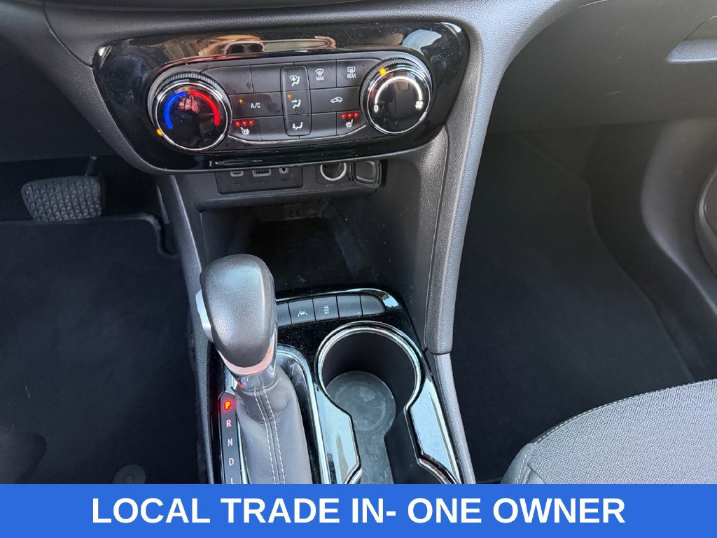 Used 2022 Buick Encore GX Preferred w/ Cold Weather Comfort Package FWD image 11