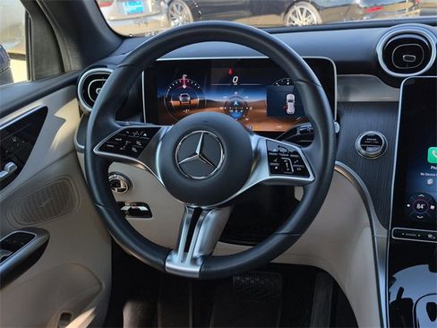 Certified 2025 Mercedes-Benz GLC 300 image 29