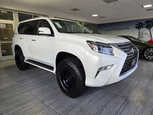 Used 2020 Lexus GX 460 Premium image 8