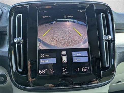 Used 2019 Volvo XC40 T5 Momentum AWD/4WD image 13