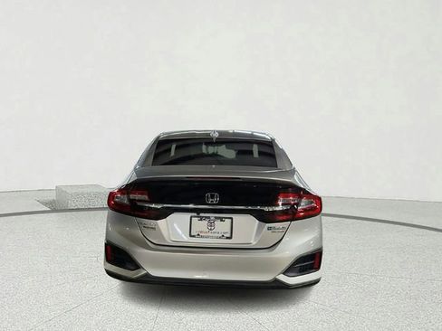 Used 2018 Honda Clarity Touring image 4