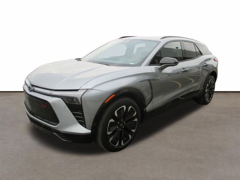 Used 2025 Chevrolet Blazer EV RS image 7