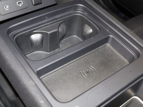 Certified 2024 Land Rover Defender 130 V8 image 30