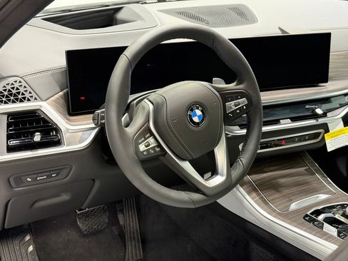 Used 2026 BMW X5 xDrive40i w/ Premium Package AWD/4WD image 13