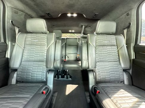 Used 2024 Cadillac Escalade ESV Sport Platinum AWD/4WD image 34