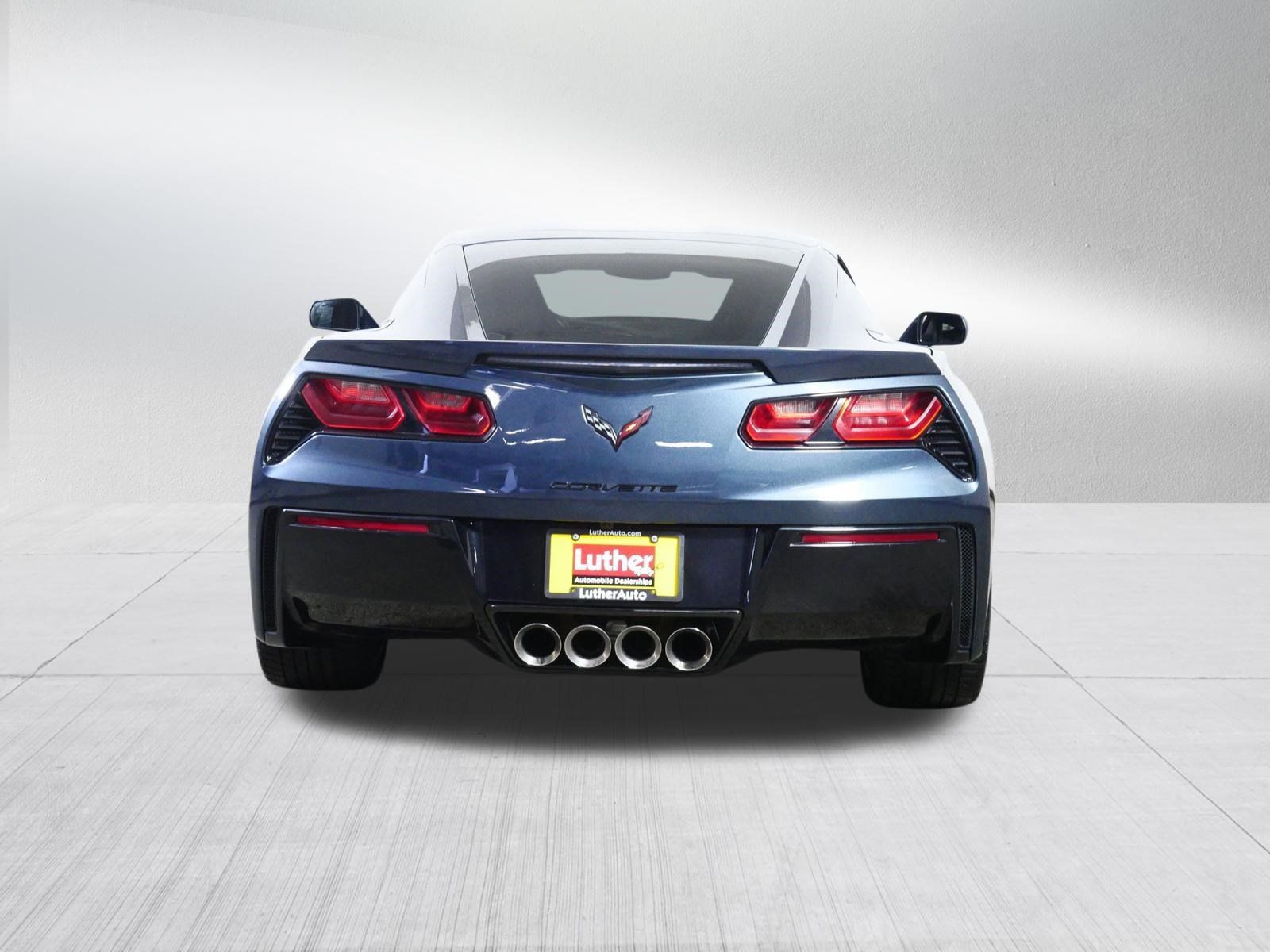Used 2019 Chevrolet Corvette Stingray Coupe RWD image 6