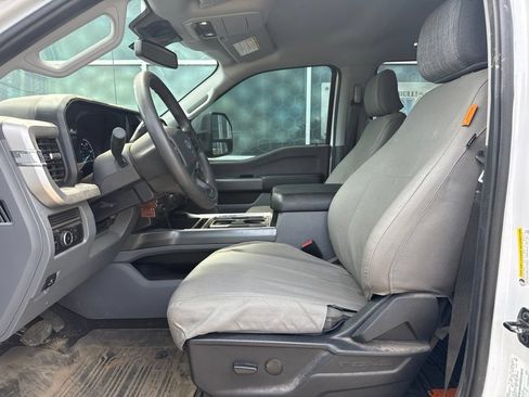 Certified 2023 Ford F350 XLT AWD/4WD image 9