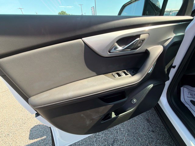 New 2026 Chevrolet Blazer LT w/ Convenience Package FWD image 39