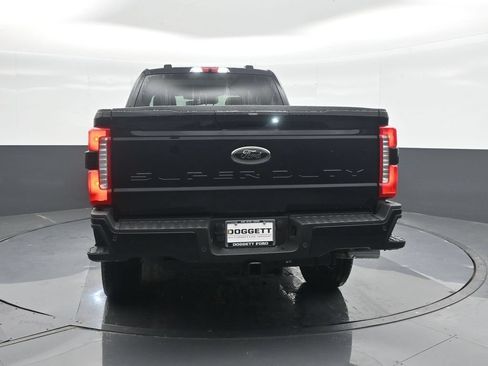 New 2026 Ford F250 Lariat w/ Black Appearance Package AWD/4WD image 17