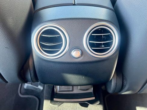 Certified 2022 Mercedes-Benz GLC 300 4MATIC image 20