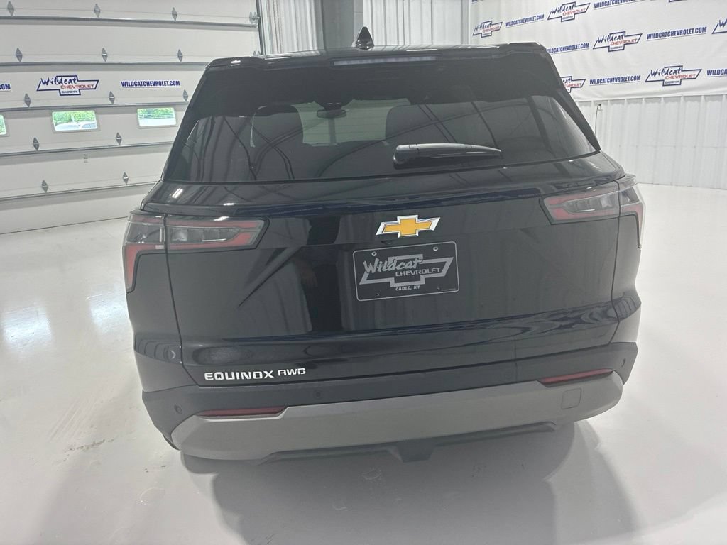 Used 2026 Chevrolet Equinox LT AWD/4WD image 5