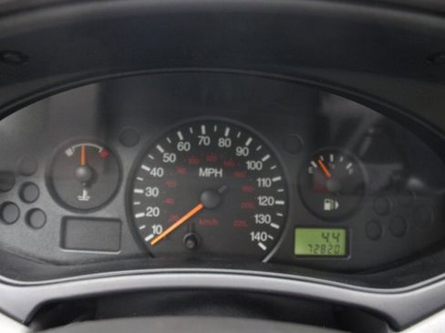 Used 2003 Ford Focus LX FWD image 6