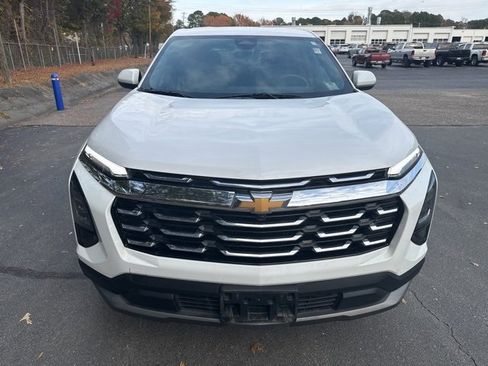 Used 2025 Chevrolet Equinox LT image 8
