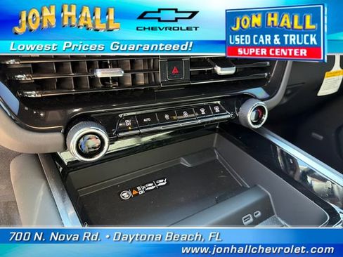 Used 2026 Chevrolet Tahoe Z71 w/ Comfort Package AWD/4WD image 28