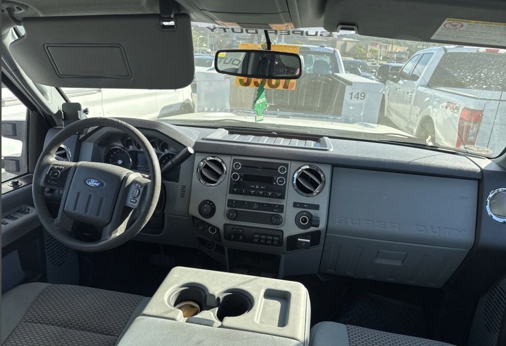 Used 2015 Ford F250 XLT w/ XLT Value Package AWD/4WD image 8