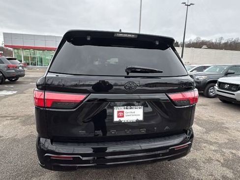 Certified 2024 Toyota Sequoia Platinum image 4