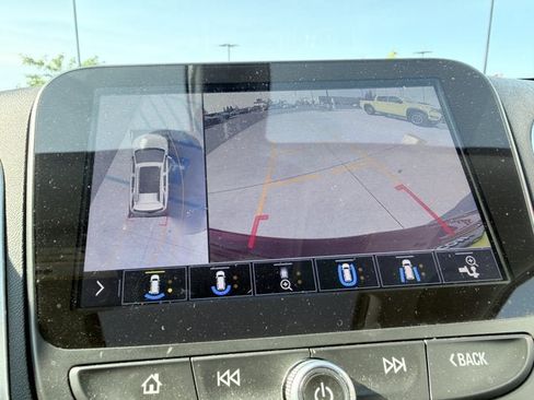 Used 2019 Chevrolet Equinox Premier AWD/4WD image 11