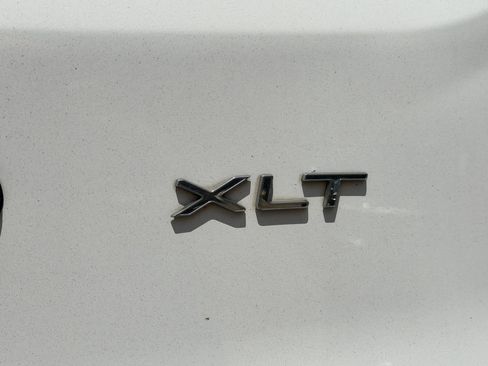 Used 2022 Ford Transit 350 XLT RWD image 20