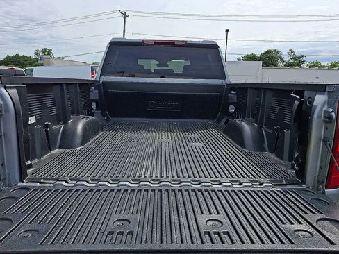 Used 2025 Chevrolet Silverado 2500 LT w/ Convenience Package AWD/4WD image 22