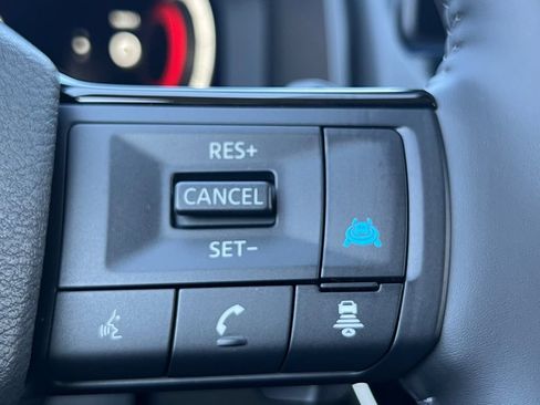 New 2026 Nissan Rogue Platinum AWD/4WD image 13