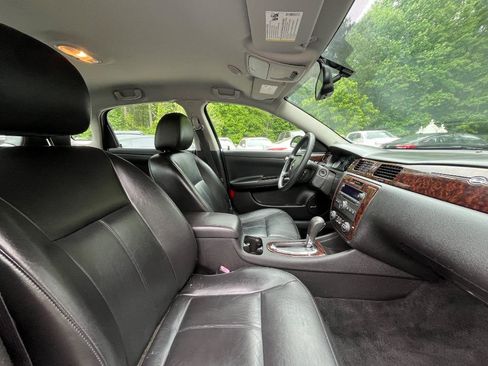 Used 2016 Chevrolet Impala LTZ FWD image 34