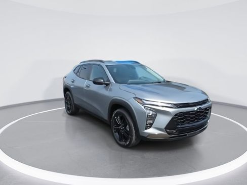 New 2026 Chevrolet Trax ACTIV w/ Driver Confidence Package FWD image 2