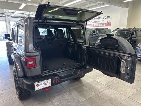 Used 2021 Jeep Wrangler Unlimited Rubicon image 24