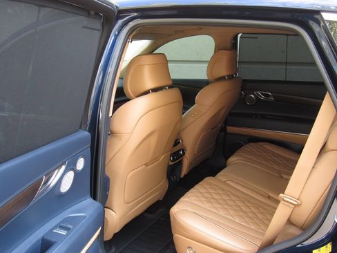 Used 2023 Genesis GV80 3.5T w/ Prestige Package AWD/4WD image 14