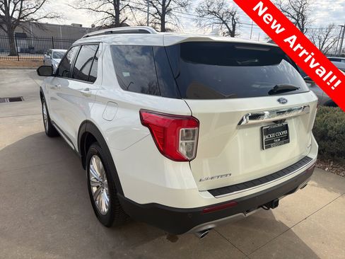 Used 2020 Ford Explorer Limited w/ Class III Trailer Tow Package image 4