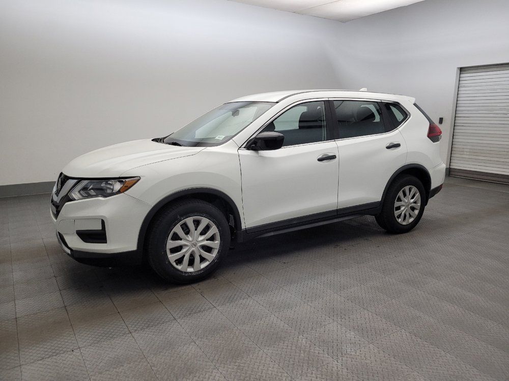 Used 2018 Nissan Rogue S FWD image 2