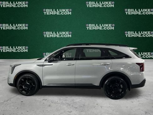 Used 2025 Kia Sorento SX Prestige w/ Olive Brown Leather Package image 10
