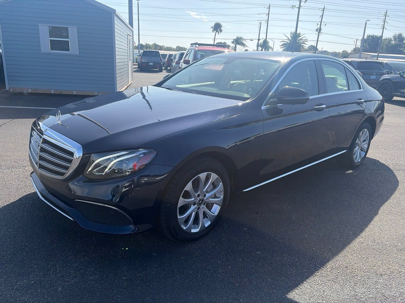 Used 2020 Mercedes-Benz E 350 4MATIC Sedan image 3