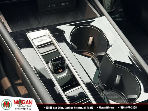 Used 2025 Volkswagen Atlas Cross Sport SE w/ Panoramic Sunroof Package AWD/4WD image 30
