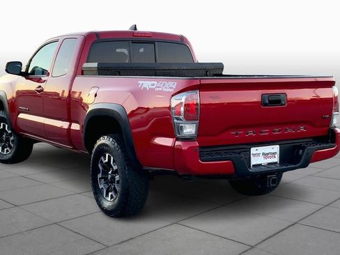 Used 2021 Toyota Tacoma TRD Off-Road image 11