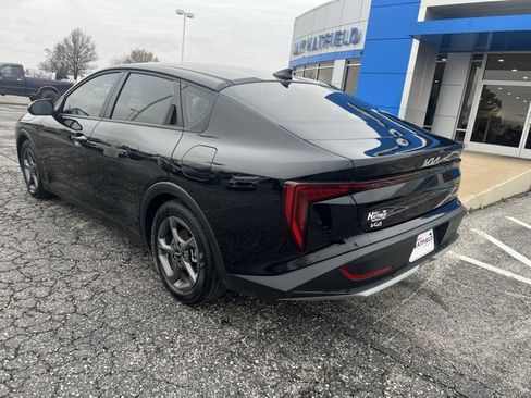 Used 2025 Kia K4 LXS image 8